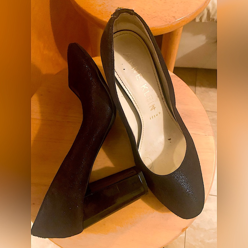 Black Anne Klein Lonnie Heels